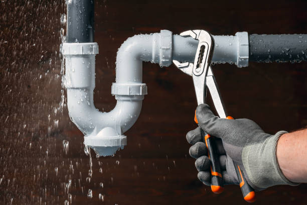 Professional Leak Detection technician working in Weaverville, NC